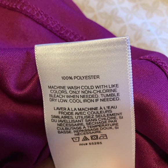 Express Fuchsia Long Sleeve V Neck Dress w/ Keyhole Size XS New - Picture 3 of 5